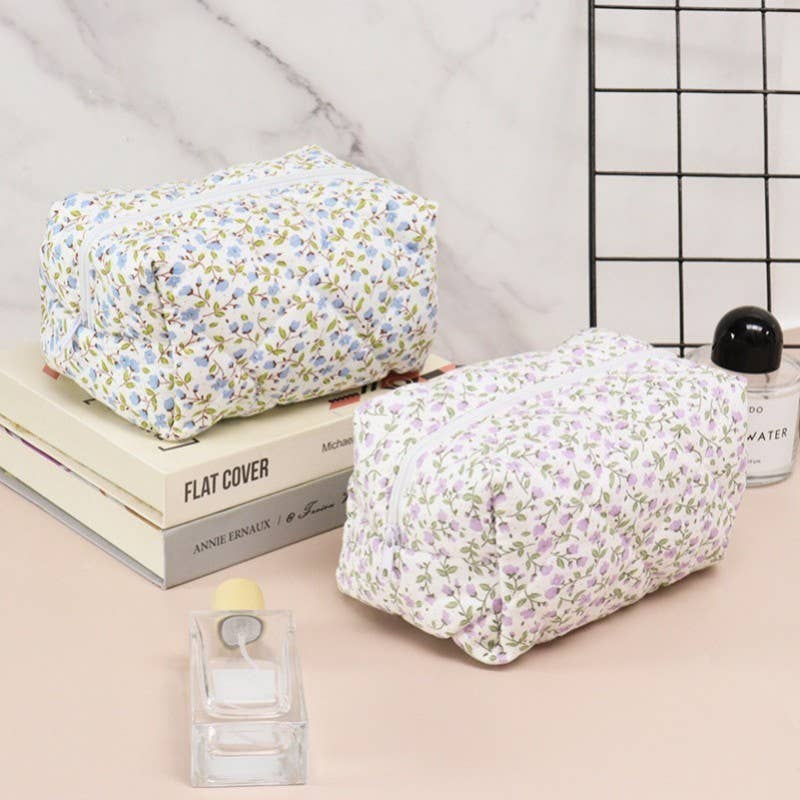 Ditsy Floral Quilted Makeup Bag