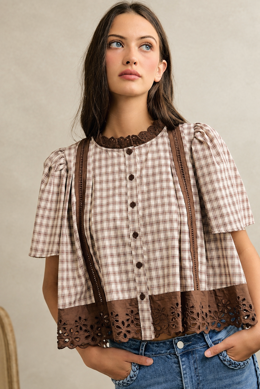 Gingham Eyelet-Trim Crop Top detail